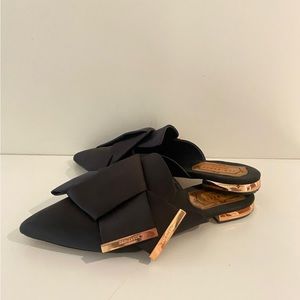 Excellent Ted Baker mule size 37